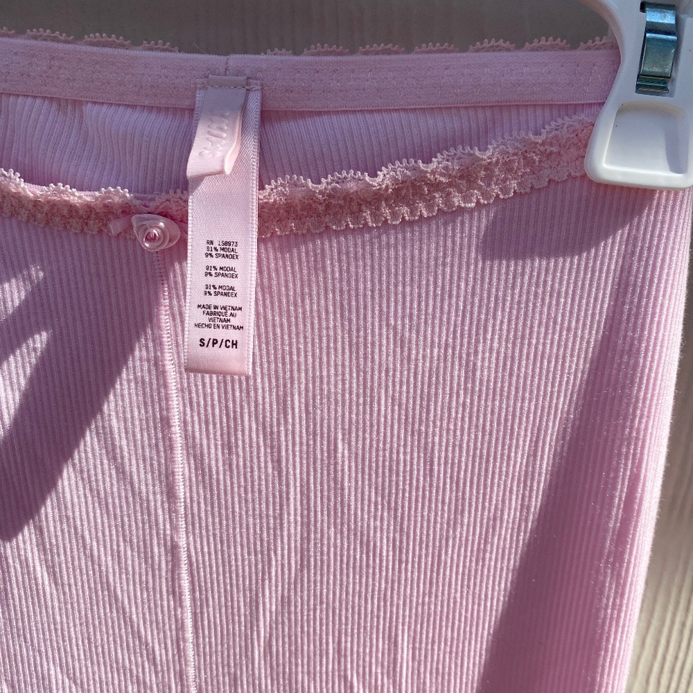Skims lounge pant lace trim pink ribbed size small